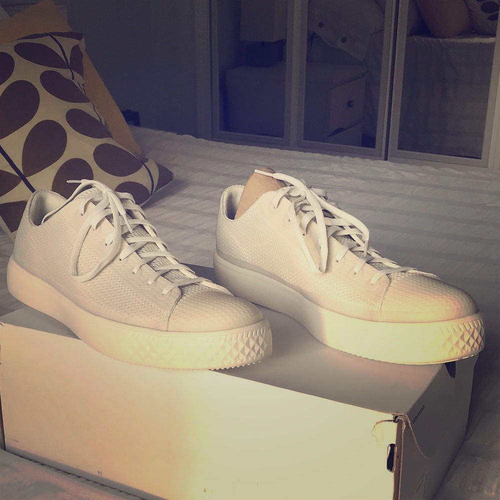Mens Converse CTAs modern OX Sneakers